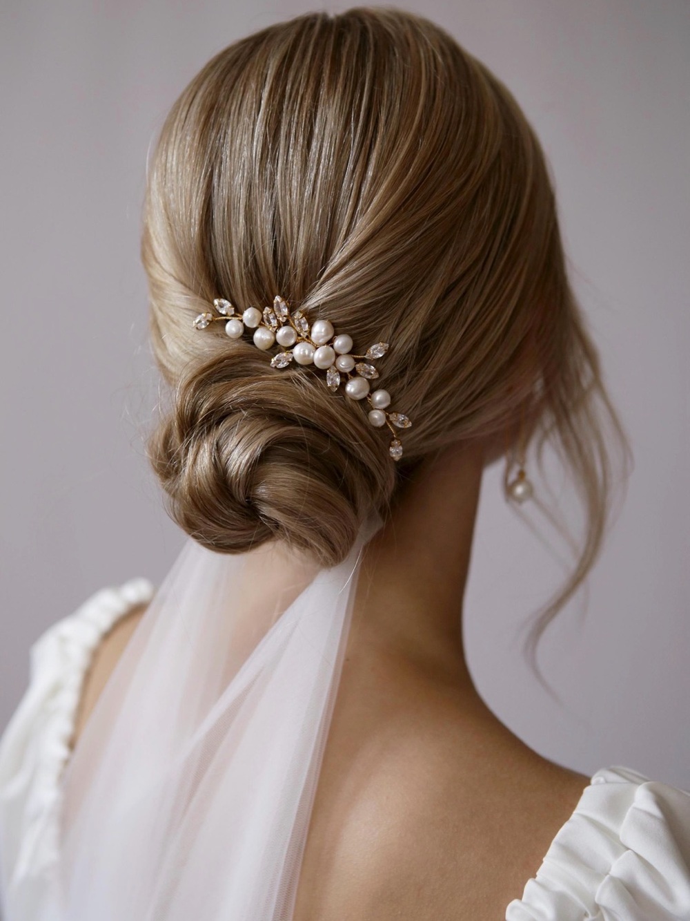 Gold filled and pearl hair comb/piece